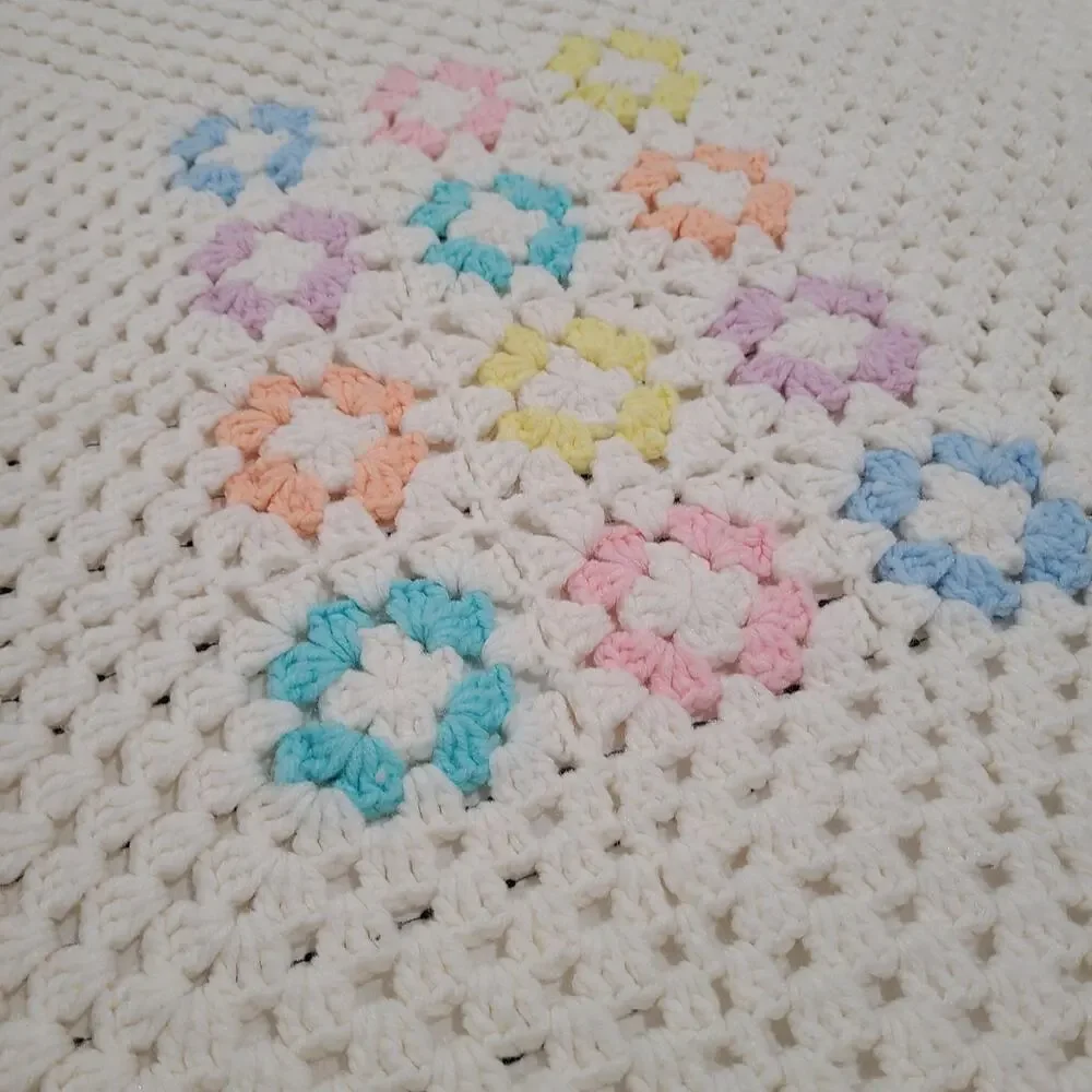Vintage Cream Knit Lap Afghan Blanket with Colorful Flowers